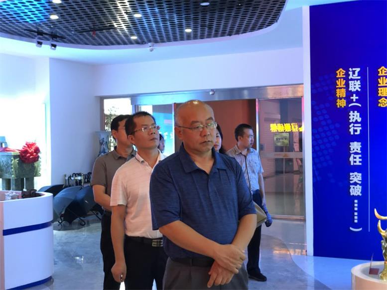 辽宁省省委统战部副部长张兴奎一行莅临J9集团国际站信息调研领导